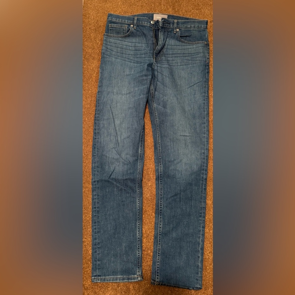 Everlane men’s jean. Slim fit. 32x32